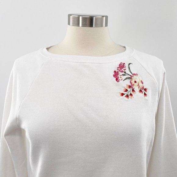 Betsey Johnson Womens White Embroidered Sweatshirt Size Medium M - Picture 1 of 8